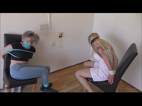 ❤️ Andevozin'ny / nofatorana sy nogadraina / tovovavy sahirana Super sex amin'ny mg.porno24-7.ru ️❤
