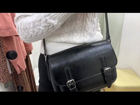 ❤️ Masturbation ampahibemaso ny tanora bitch FeralBerry miaraka amin'ny dildo ao amin'ny efitrano fitting Super sex amin'ny mg.porno24-7.ru ️❤