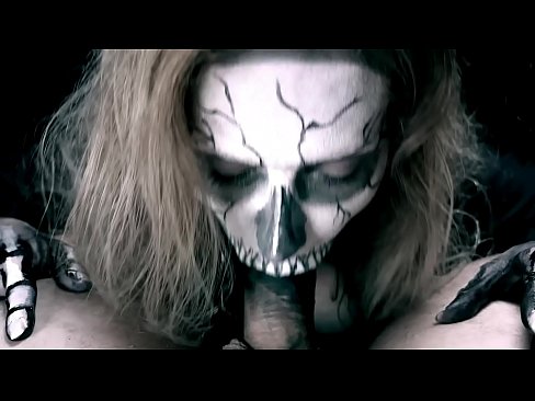 ❤️ Zazavavy demonia minono akoho amin'ny vavany mainty sy mitelina kibo. Super sex amin'ny mg.porno24-7.ru ️❤
