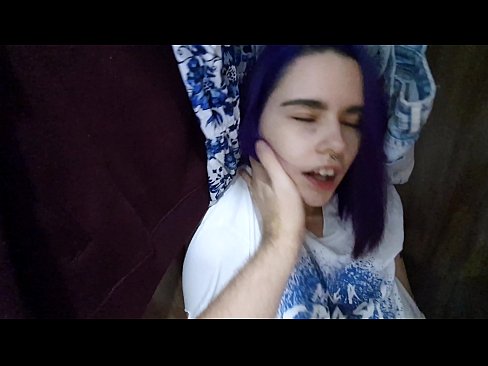 ❤️ Nahita ny rahavaviko tao amin'ny efi-tranonao ary nanampy azy hisotro Super sex amin'ny mg.porno24-7.ru ️❤